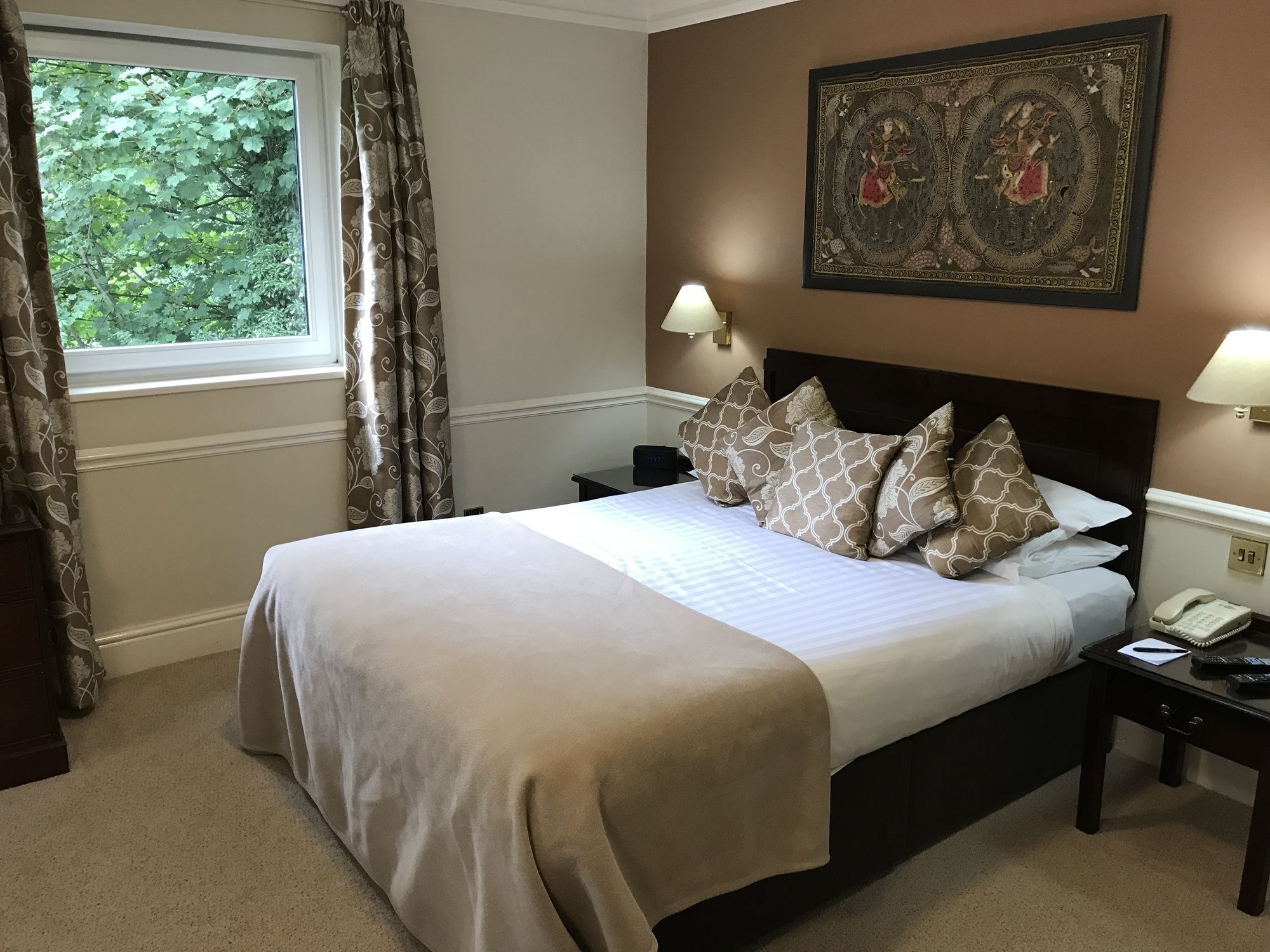 Отель Crown Wetheral 4*